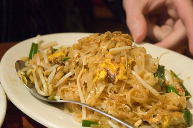 About Sri Thai Thai Restaurant and reviews